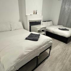 Comfort rooms near City Airport