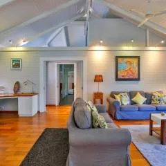 Tropical cocoon with 2 bedrooms