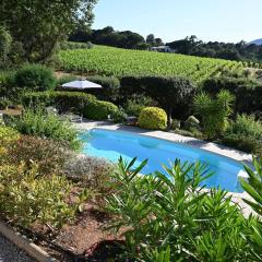 Maison 3 chambres avec piscine dans un cadre calme et rare - FR-1-726-66