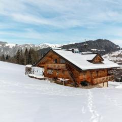 Mansion in Eben near Ski Salzburger Sportwelt