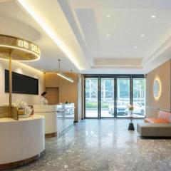 City Comfort Inn Zhanjiang Mazhang Pedestrian Street High-speed Railway West Station