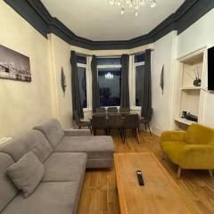 Monty's Residence - 10 Guests 7 Beds City Centre