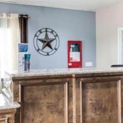 Rodeway Inn & Suites Port Arthur - Groves