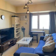 Staycation and WFH with Netflix and WiFi and Pool for up to 4 guests