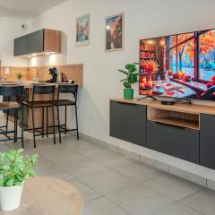 Le Stan - Centre Ville - Terrasse & Parking Gratuit - Commerces à proximité