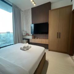 Elegant Studio Stay in Binghatti Tulip Dubai