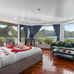 Aqua Luxury Cruise by AHG