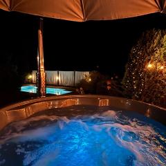 Dom Grabowa z sauną , podgrzewanym basenem i balią z hydromasażem