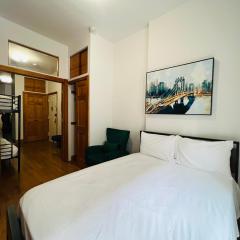 The Kensington on 44th