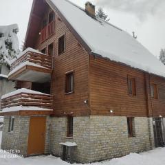 Vikend kuća Libertas