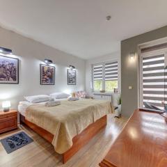 Forestside Stay at Stream Resort