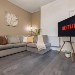 Station Side Sanctuary - 2BR Central Brighton Stay