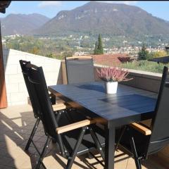 Green Hill apartment