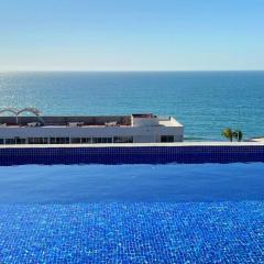 Beautiful apartment just 1 block from the beach