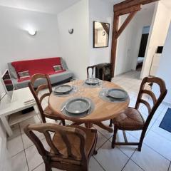 Montagnard RDC Hyper centre