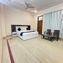 Hotel Warm Welcome Inn 51