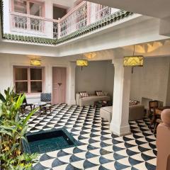 Riad Beltza - "Sourour" Privé avec Piscine et Services