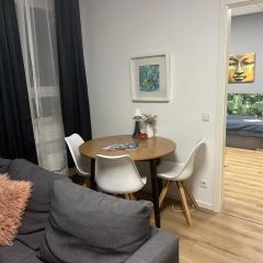 Studio 1 mit Gemeinschaftsräumen, Tiefgarage