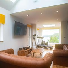 Schoolhouse 1 Cottage by Fairy Pool