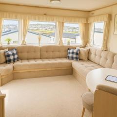 Welsh Seaview Stay 3 bed caravan by pool, club and beach