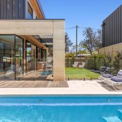 Barwon Heads Pool Retreat Brand New with Heated Pool 5 bedroom 3bath Lift Sleeps 10 Aircon Heating Fireplace Garage