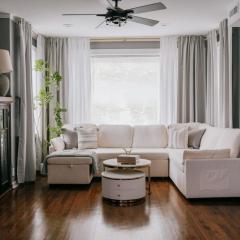 2BR • Sleeps7 • Coffee Station • Backyard w/ Grill