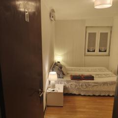 Ginjals-67 Quarto Branco