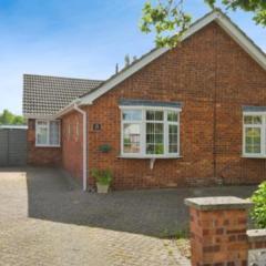 A lovely bungalow with 3 bedrooms and nice garden