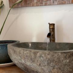 Revatua Lodge - Piscine privée et petit-déjeuner inclus