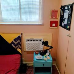 Quarto no Leblon, próximo à praia, ponto nobre