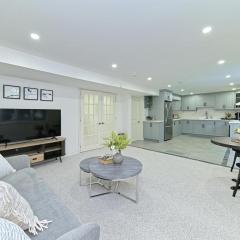 SPACIOUS FULLY PRIVATE 2BR UNIT ON GROUND Private 2BR LEVEL