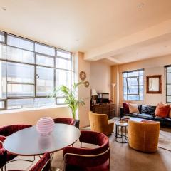 Art Deco City Luxury - Central City Location