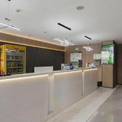 UP and IN Hotel Jiangxi Nanchang City Nanchang County Liantang Zhong Avenue Huarunwanjia