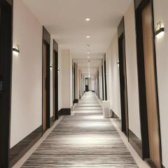 Green Tree Inn Express Shanghai Bund Yuyuan Xiaonanmen Metro Station