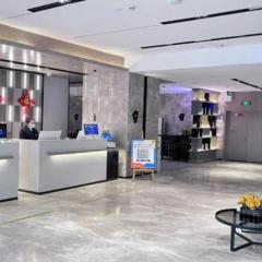 Echarm Hotel Nanchang Bayi Square Metro Station Wushang MALL
