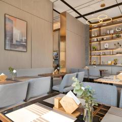 Poltton International Service Apartment Shanwei Urban District High-speed Railway Station