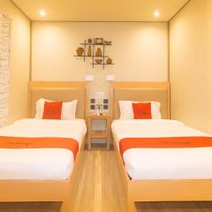 RedDoorz Plus @ AS Fortuna Cebu