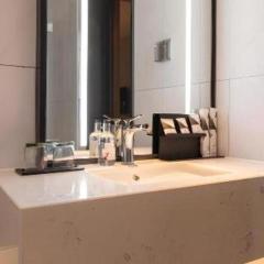 Borrman Hotel Guilin Railway Station Two Rivers and Four Lakes