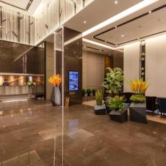 Home Inn Selected Guangzhou Zhujiang New Town Wuyangcun Metro Station