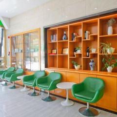 Vatica Anhui Hefei South High Speed Rail Station Susong Road Hotel