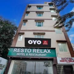 Hotel Cashev & front of Paharganj Side Railway station