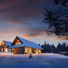 Chalet Mountain Rock - Luxury Retreat at Chalets Kvačianska Dolina