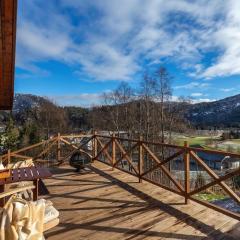 Great mountain cabin in Sirdal with hot tub and views!