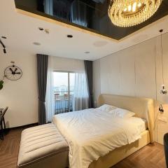 Modern Studio Apartment