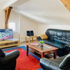 Villa Fortuna Haupthaus II OG links