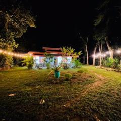 Sunrise Safari House & villa