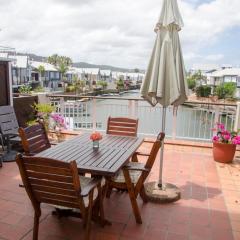 Lagoon View 2BR Getaway Perfect for Relaxation