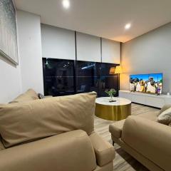 Modern 2BR Retreat by Sydney Olympic Park