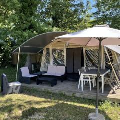 Camping Le Clou-Lodge de Luxe