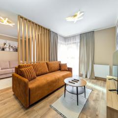 Reymonta Deluxe Apartment by BookingHost